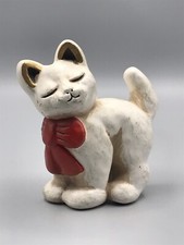Statua Thun Bolzano in ceramica gatto in piedi con fiocco rosso Bolzano Italia