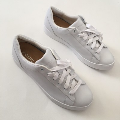vionic syra sneakers