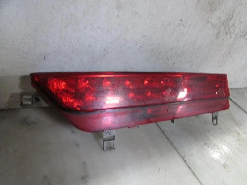 LUZ TRASERA BMW 745I Lh 2003 tapa OEM montada Foto 3 de 4