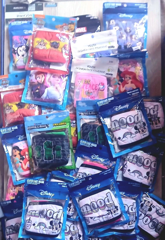 Disney Cloth Face Masks Kids Girls Minnie Mouse 3 Masks In Pack Age 4+ - Image 2 of 4