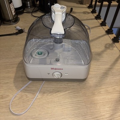 Walgreens Cool Mist Humidifier, w/ auto shutoff, nightlight, manual.  NIB