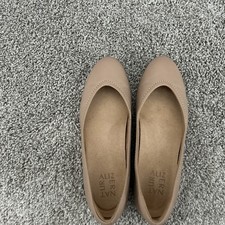 Naturalizer Women's Vivienne Ballet Flat Cr me Brulee 6.5 M