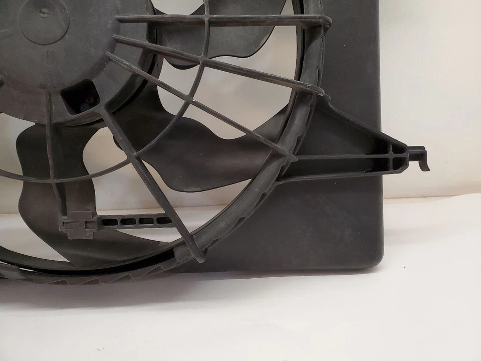 2014 - 2015 KIA OPTIMA Radiator Fan Motor Fan Assembly VIN 7 8th Digit Foto 3 de 4