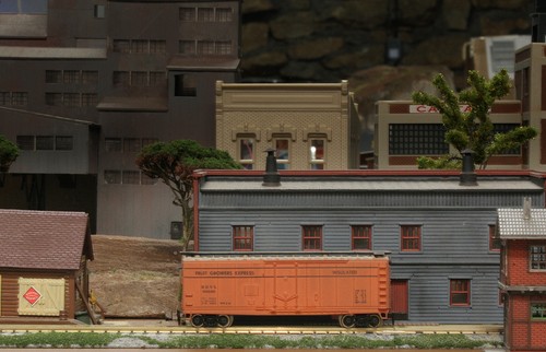 VAGÓN DE CARGA ESCALA N - FRIGORÍFICO DE ACERO BACHMANN 5005 FRUTICULTORES EXPRESS 40' | Condition: Used