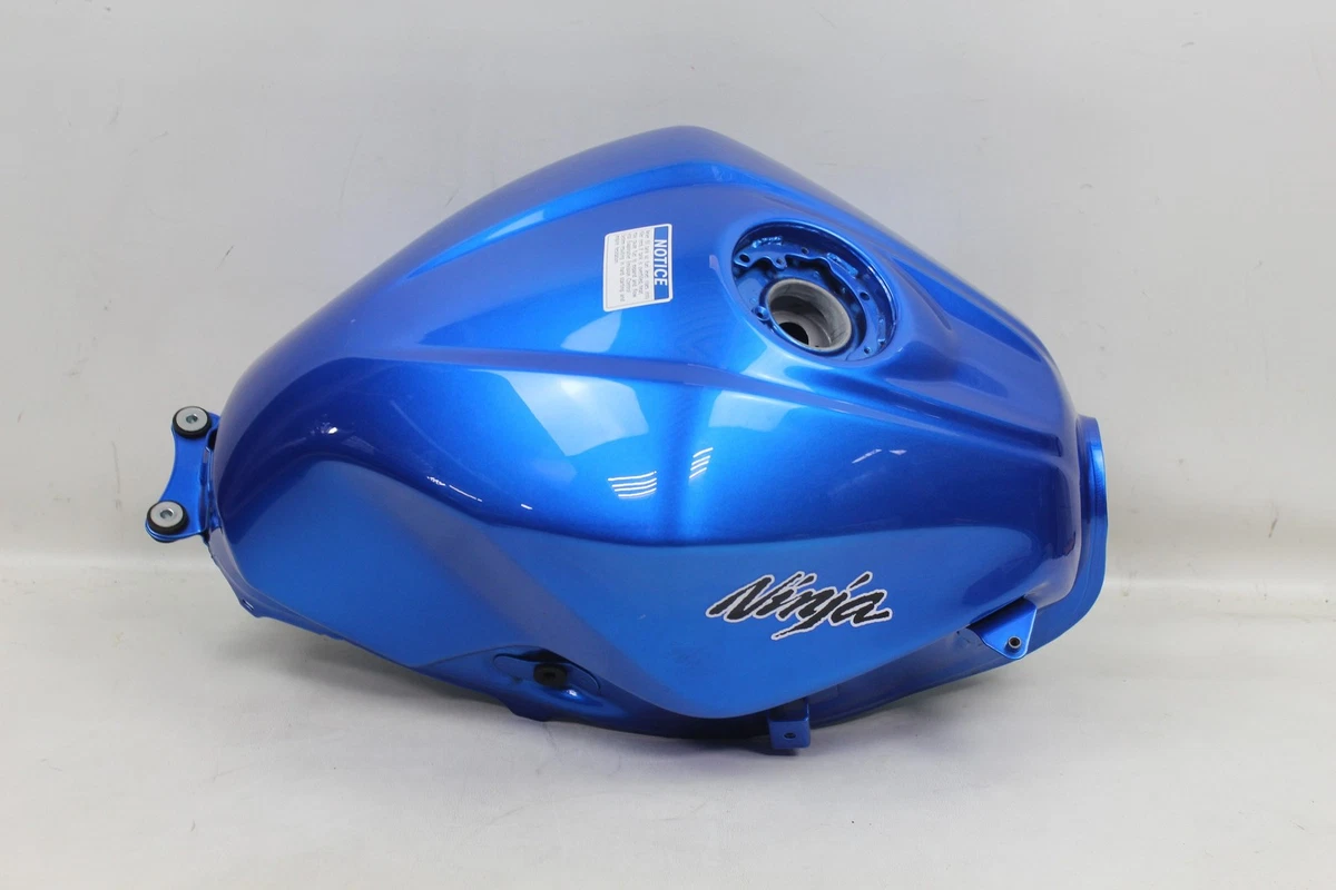 25+ Kawasaki OEM Paint Blue Motorcycle & Scooter Fuel Tanks for