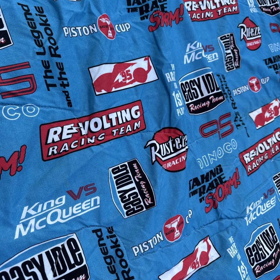 Manta Edredón Disney Pixar CARS LIGHTNING MCQUEEN Mater Luigi Tiro Suave 40 X 55 Foto 3 de 4