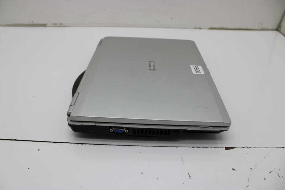 Toshiba Satellite M45-S331 Laptop Intel Pentium M 2GB Ram No HDD Bad Battery - Image 3 of 4