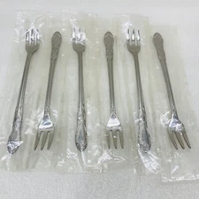 NEW‼ Set of 6‼ Oneida WM A Rogers Oneidacraft VENUS 5-3/4" Cocktail Pickle Forks
