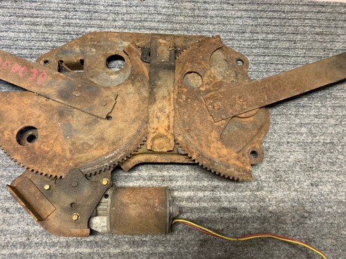 1992-1996 Ford Bronco Rear Tailgate Window Regulator With Motor Tested OEM - Picture 10 of 11