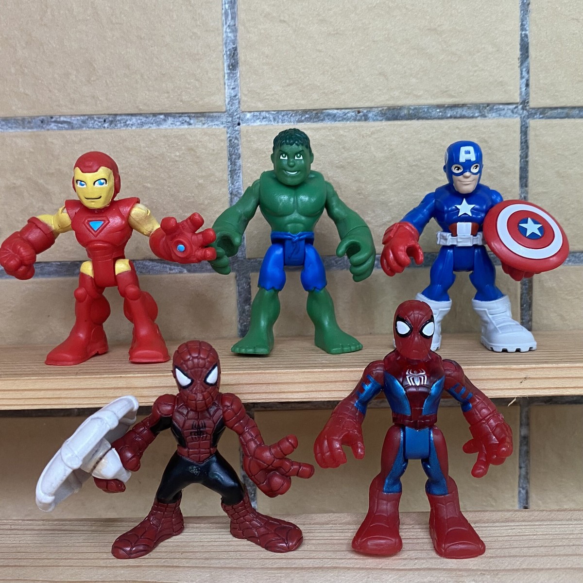 Hasbro Playskool Heroes Marvel Super Hero Adventures Mega Mighties Spider- Man Action Figure, 10 in