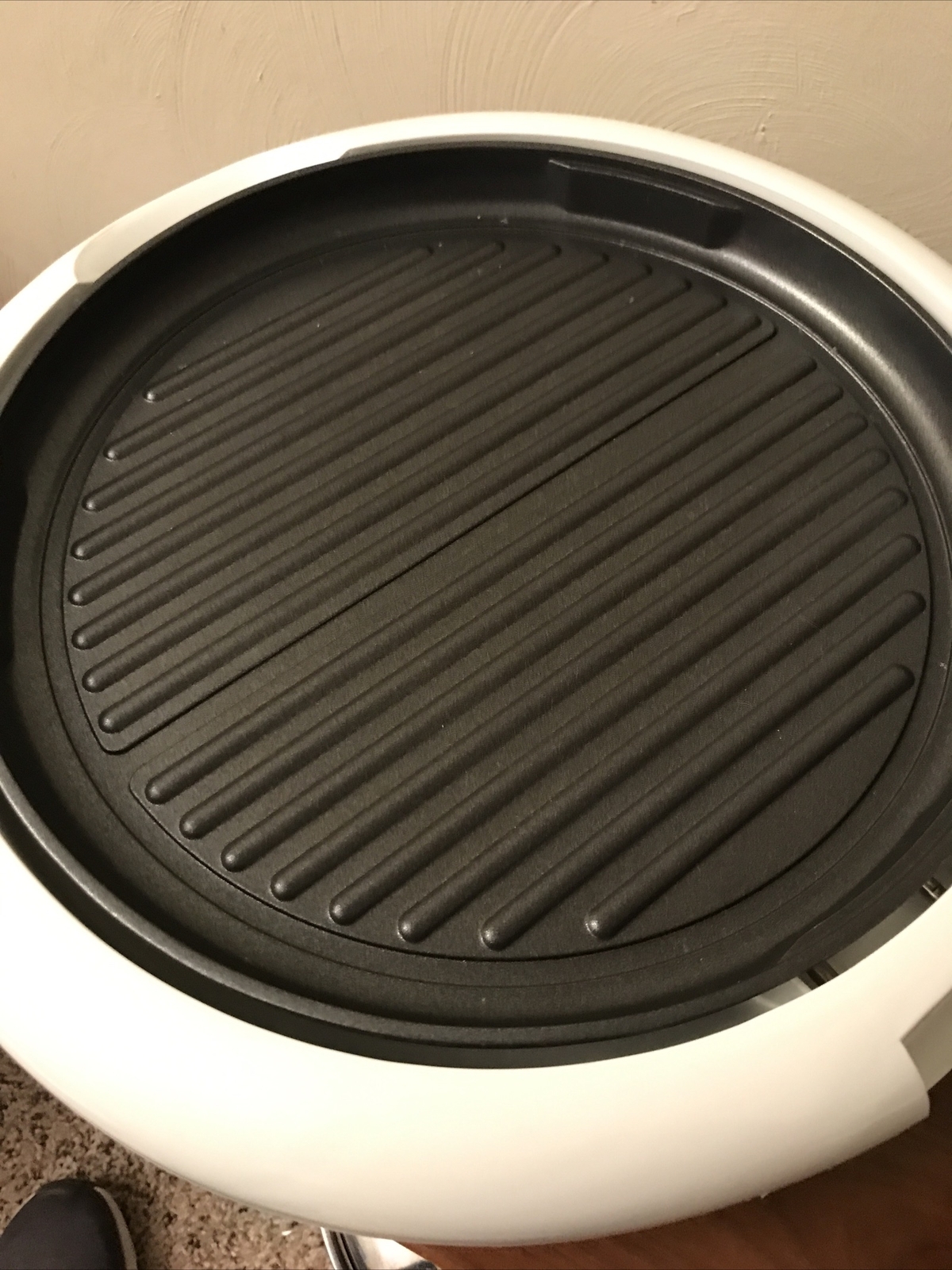 Aroma Prestige CoolTouch Electric Health Indoor Grill Model AHG1125/