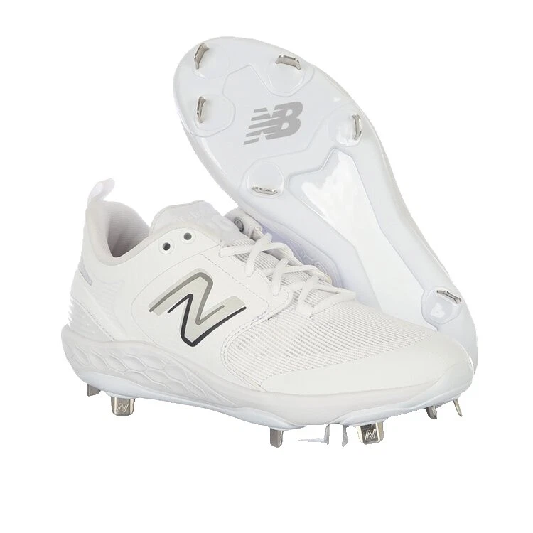 New Balance White Baseball & Softball Shoes & Cleats for Men