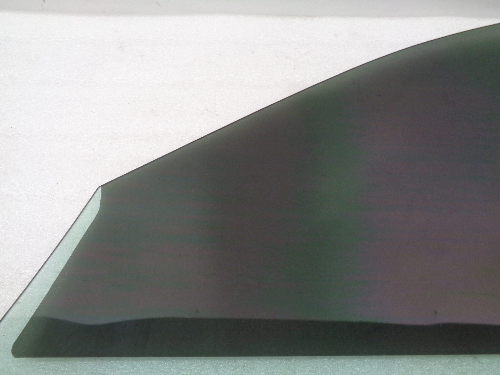 14-17 Maserati Ghibli Front Right Side Door Window Glass Tinted OEM AK2308266