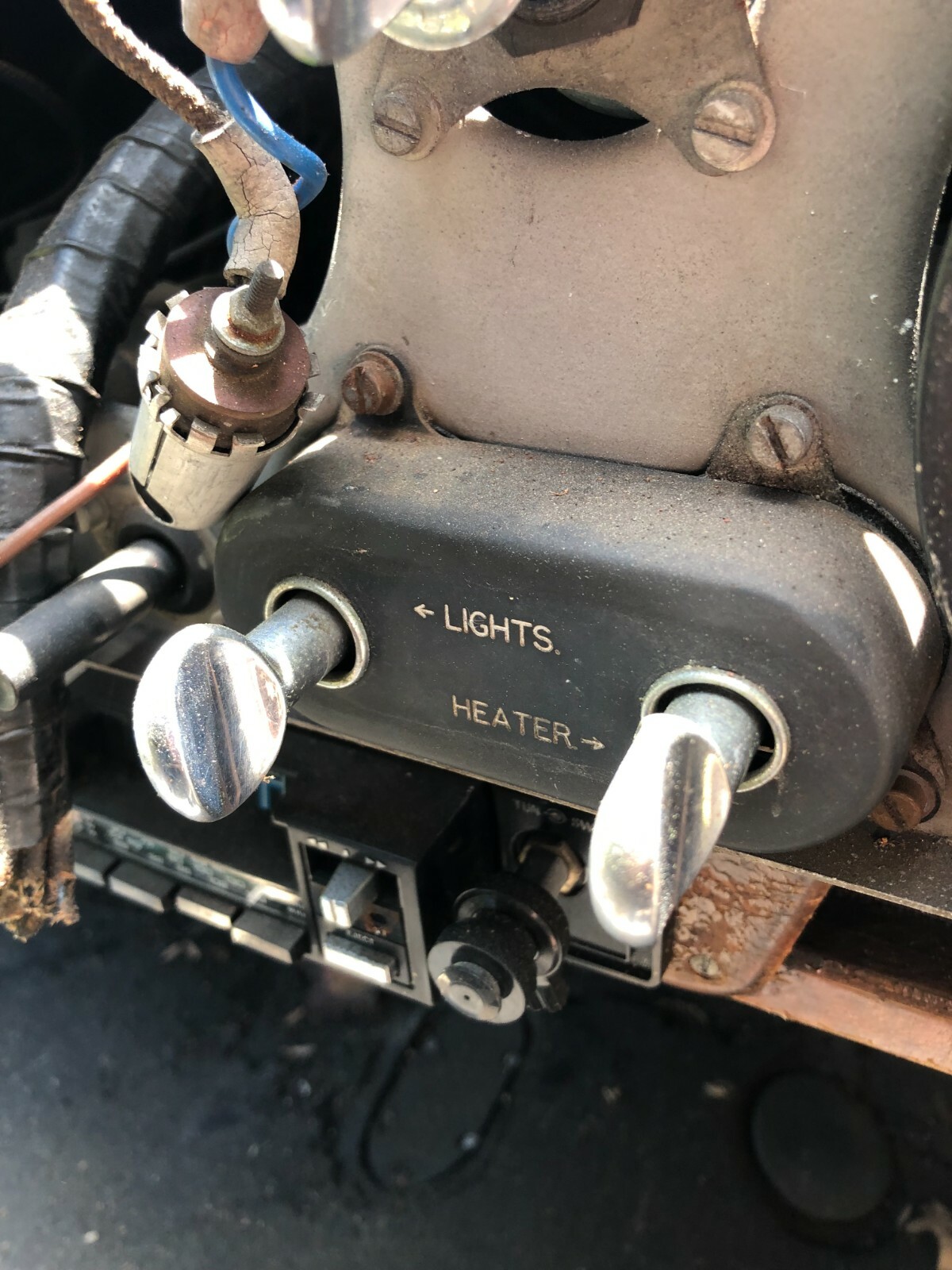 ROLLS ROYCE CLOUD BENTLEY LIGHTS, HEATER SWITCH. WORLDS LARGEST USED INVENTORY 