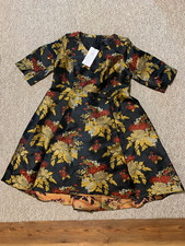 MIDNIGHT VELVET Women’s Flora flowers roses (100% polyester) Dress Size 20W