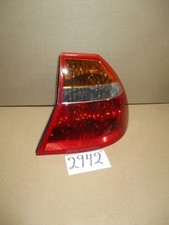 01 02 03 04 Chrysler 300 PASSENGER Side Tail Light Used Rear Lamp #2942-T
