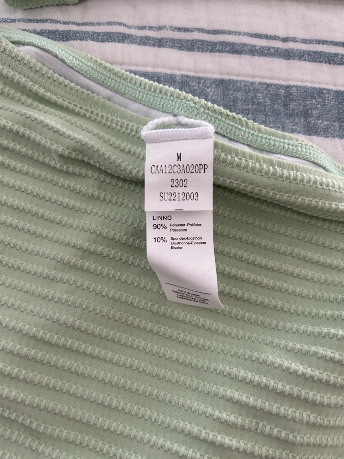 CUPSHE WOMEN’S TEXTURED GREEN BIKINI BATHING SUIT NWT SIZE MED