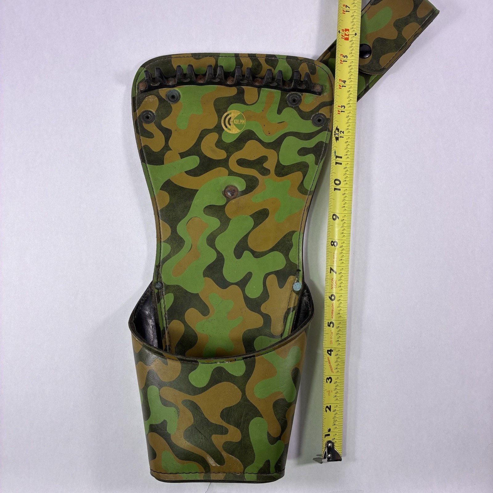 Vintage Kolpin Hip Belt Arrow Quiver Camo Down Left/Right Hand Hunting Archery