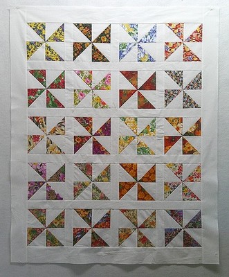 Flower Pinwheels Quilt Top #B131- size 34.5'' x 42.5''- LAP QUILT, Toddler Quilt