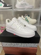 Size 9 -  Air Force 1 07 Low Triple White