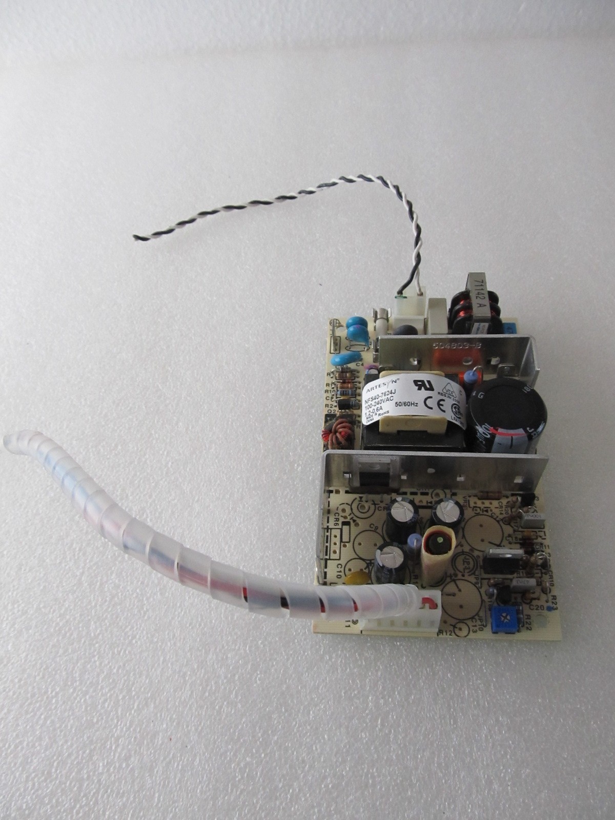 ARTESYN SWITCHING POWER SUPPLY NFS40-7624J