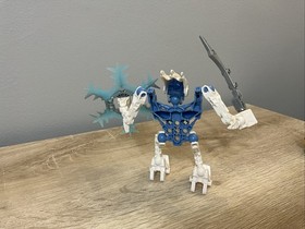 NO CRACKS! LEGO BIONICLE: Metus (8976) Complete Glatorian Agori Matoran