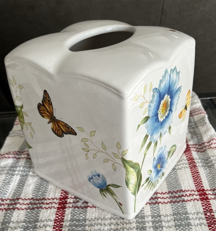 Lenox Blue Floral Garden Louise le Luyer Porcelain Tissue Box Cover
