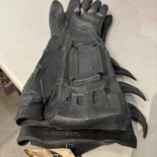 BATMAN ARKHAM KNIGHT GLOVES NEW WITH TAGS