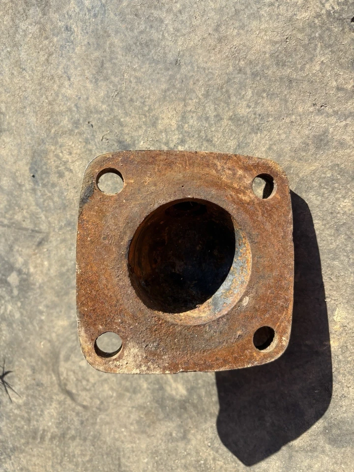 Cubierta eje trasero ford modelo tt 1917-1927 camión Foto 2 de 4