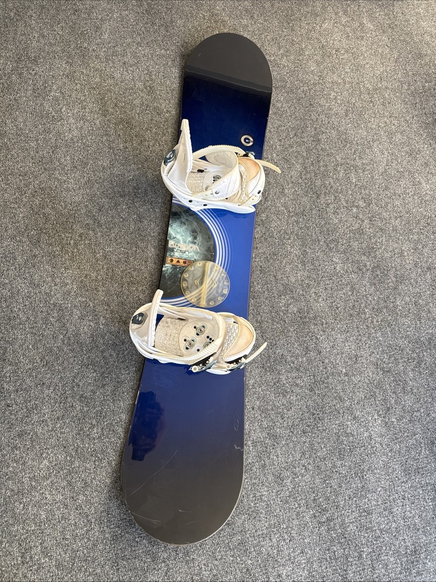 Burton Clash 139 Snowboard with Burton Stilleto S/M Bindings | eBay