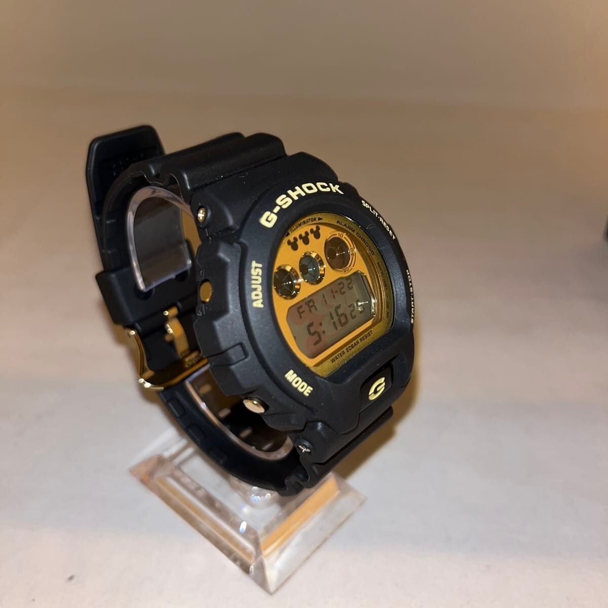 CASIO G-SHOCK DW-6900FS ディズニー 25周年記念モデル