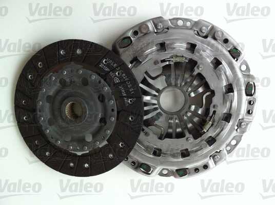 Kit d'embrayage Valeo 826943 contre le patinage des vitesses sur voiture essence