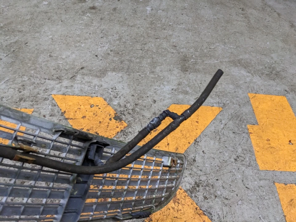 MERCEDES-BENZ CLASE R R320 W251 LAVADORA CHORROS CAPÓ MOLDURA PANEL VENTILACIÓN AIRE Foto 2 de 4