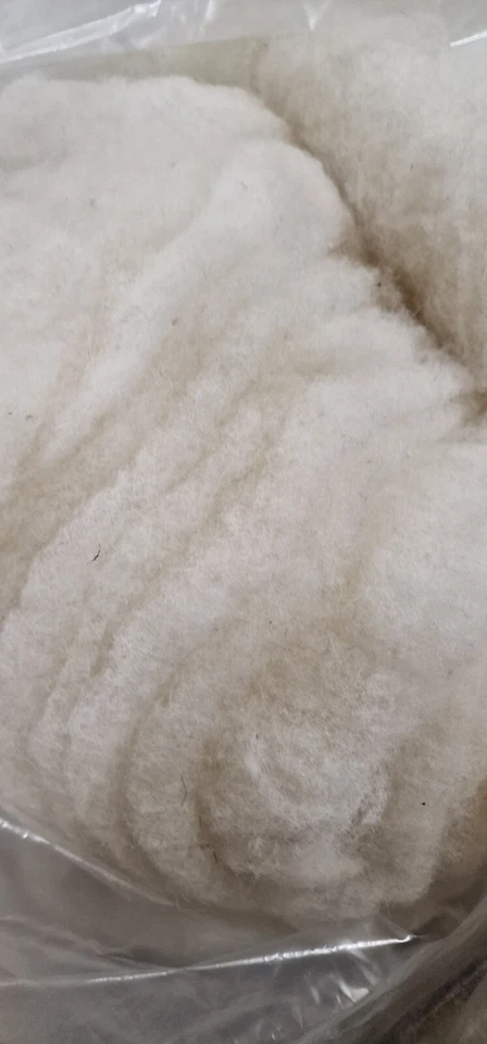 SUPERWASHED BRITISH STANDARD APPROVED CARDED WOOL BATT FELTING FILLING STUFFING  - Image 4 of 4