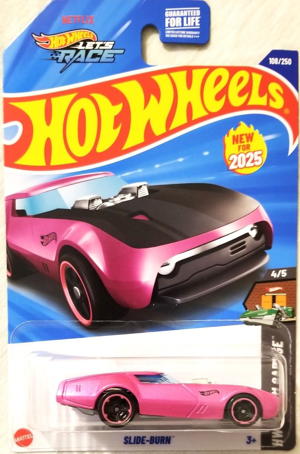 Hot Wheels - 2025 HW Dream Garage 4/5 Slide-Burn 108/250 (BBHYW28)
