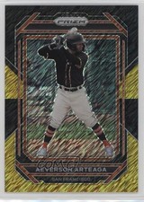 2023 Panini Prizm Black Gold Shimmer Prizm 4/5 Aeverson Arteaga #172 1d3a