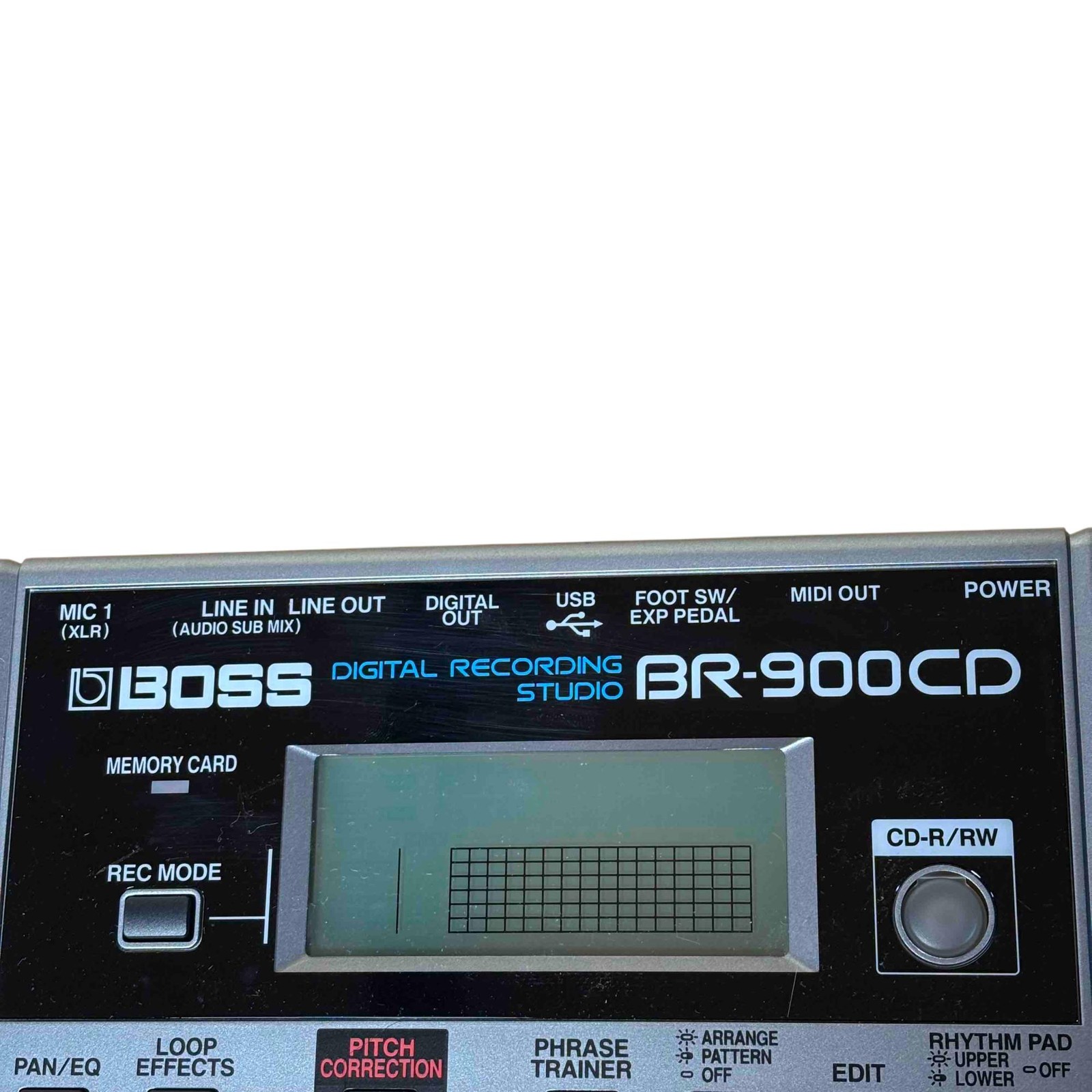 BOSS Audio BR-900CD 8 Physical Tracks/64 Total V-Tracks Digital Recording Studio