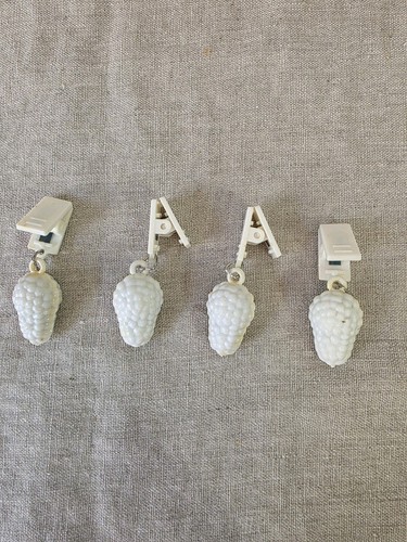 Vintage 1970's Patio Tablecloth Cover Metal White Strawberry Weights Set Of 6