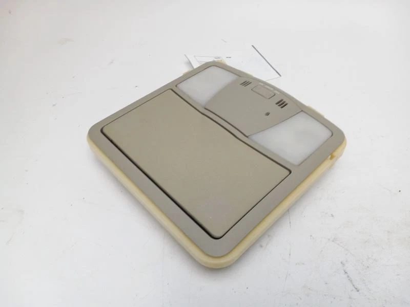 Luz domo techo delantero Nissan Rogue 2008-2015 Foto 3 de 4