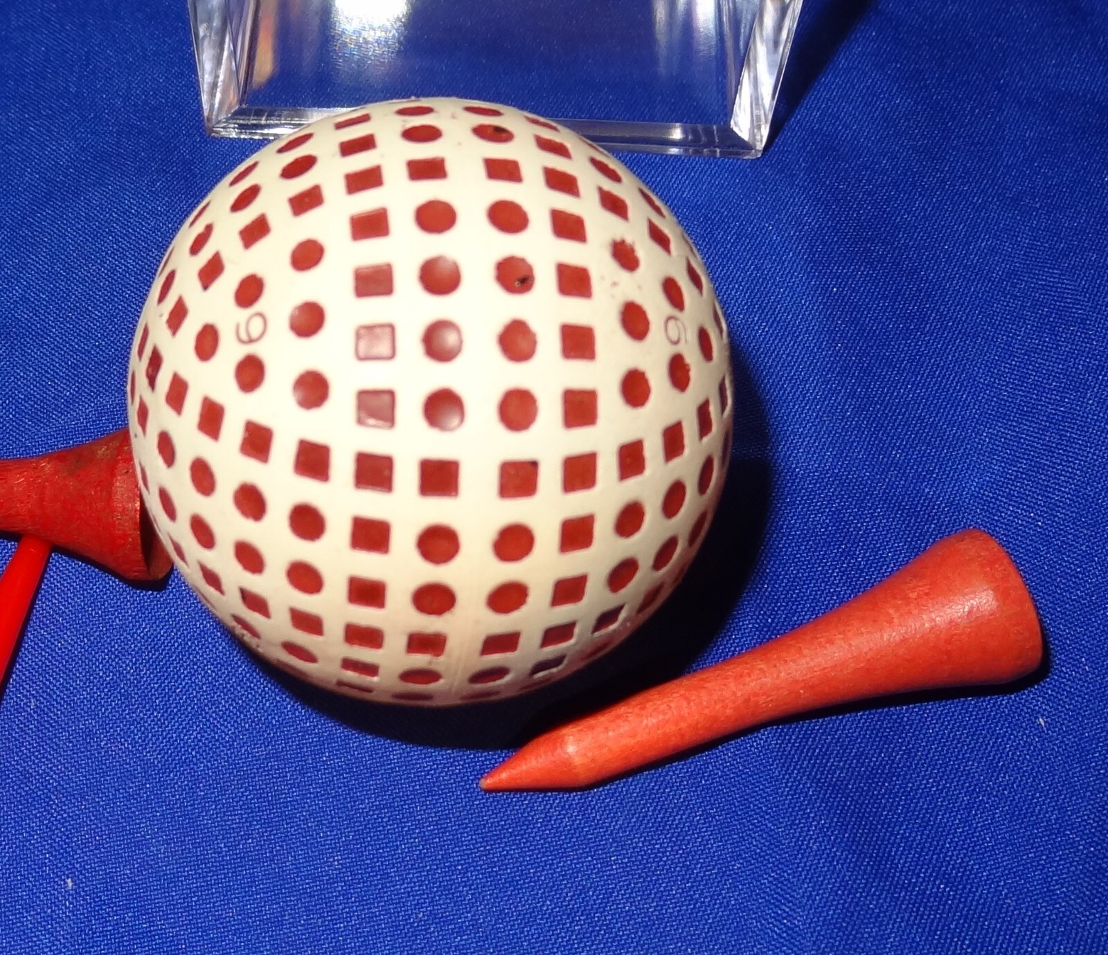 WARWICK 6 RED 50/50 ANTIQUE VINTAGE GOLF BALL 4 VINTAGE GOLF TEES