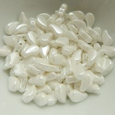 30 beads - Paisley Duo Two Hole - Chalk White Luster - Czech Glass