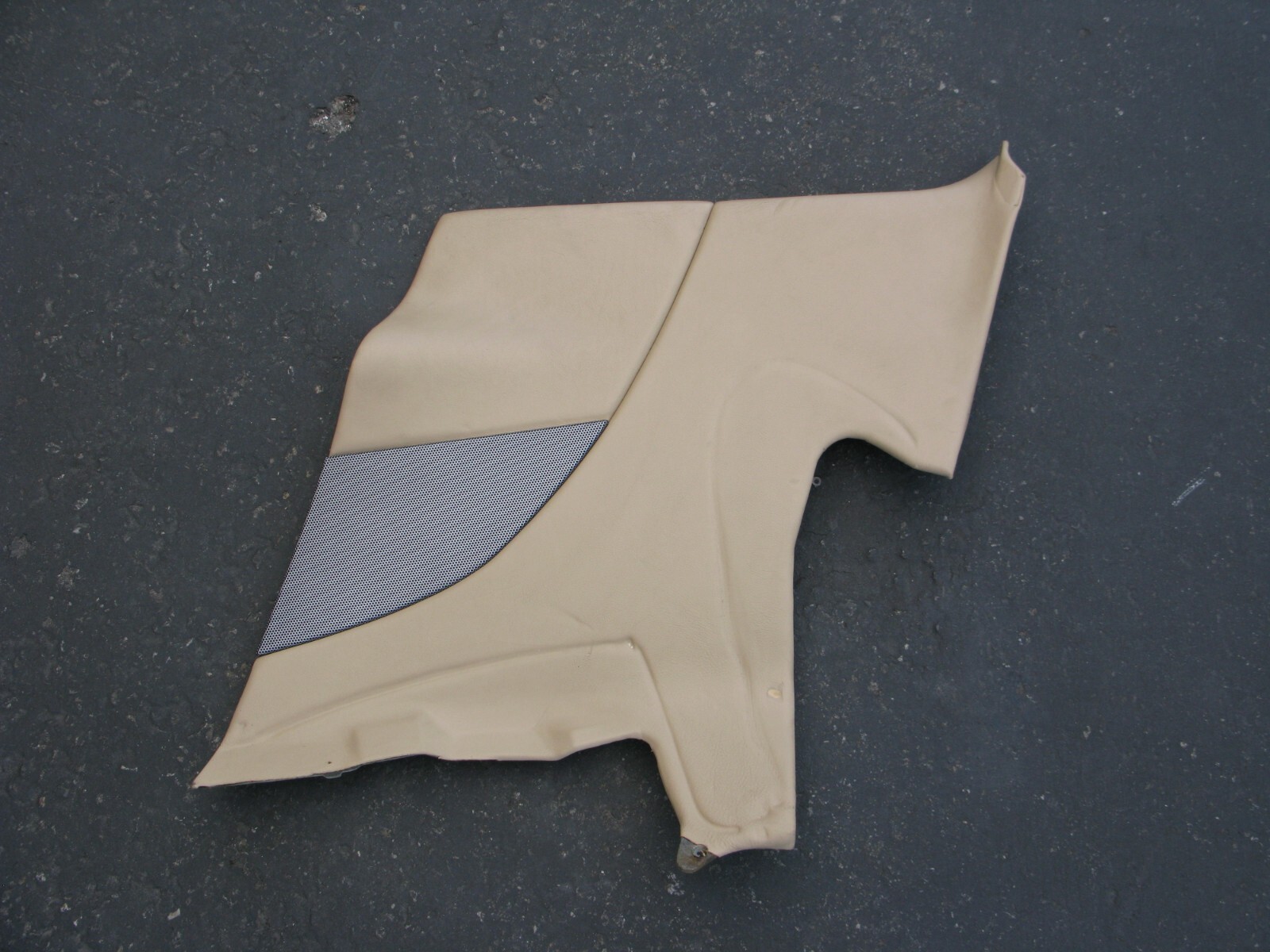 Aston Martin DB9 Rear Quarter Panel Lower Molding 4G4329419AA + 4G43311A21AB