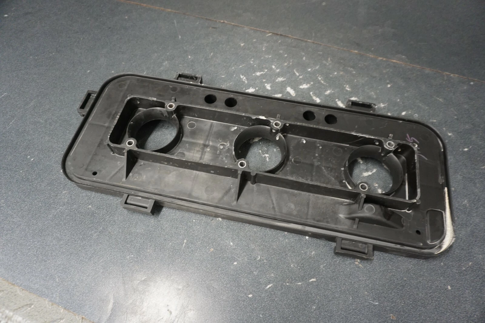 1999-2005 Yamaha OEM Air Filter Cleaner Lower Cover Freshwater WaveRunner XL1200