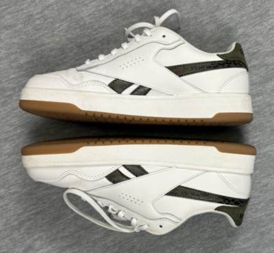 Reebok Galaxy 7 Club C Revenge Womens 8 White Green Camo Gumsole
