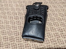 New Genuine Motorola HLN9122A 34-95 Leather Carry Case w/ snap Belt Loop