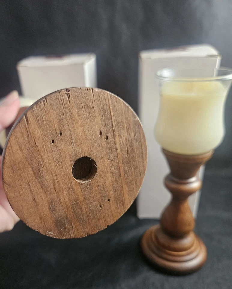 Новые из старых запасов винтажные 2 деревянных подсвечника с прозрачным стеклом Votives высотой 7,5 дюйма - Изображение 3 из 4