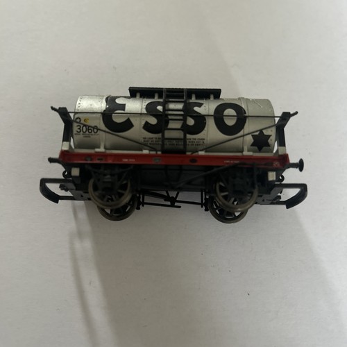 Hornby Spur O Esso Kesselwagen 3060 - Modelleisenbahn | Zustand: Used