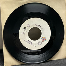 B11 ZZ Top: Legs/ Bad Girl, 1984 Warner Bros Records 7-29272 - Pop Rock 7" 45