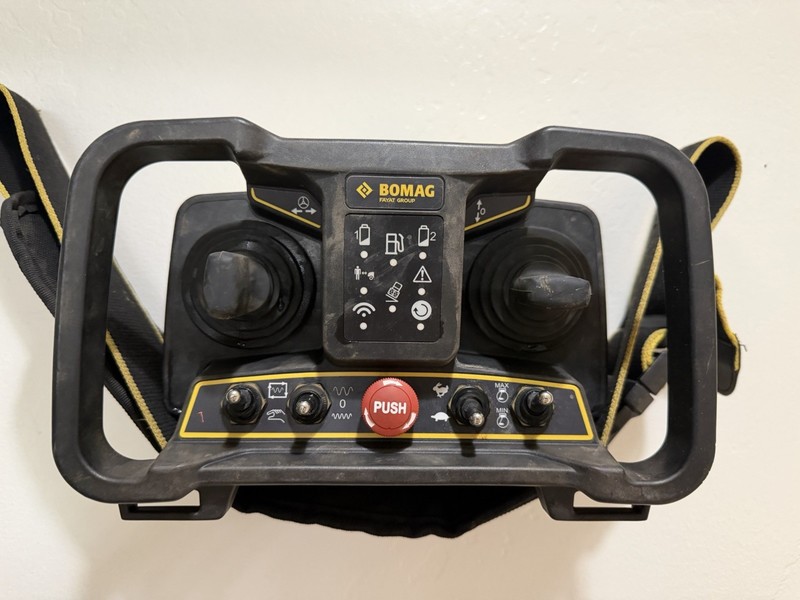 BOMAG/Hetronic wireless remote controller: