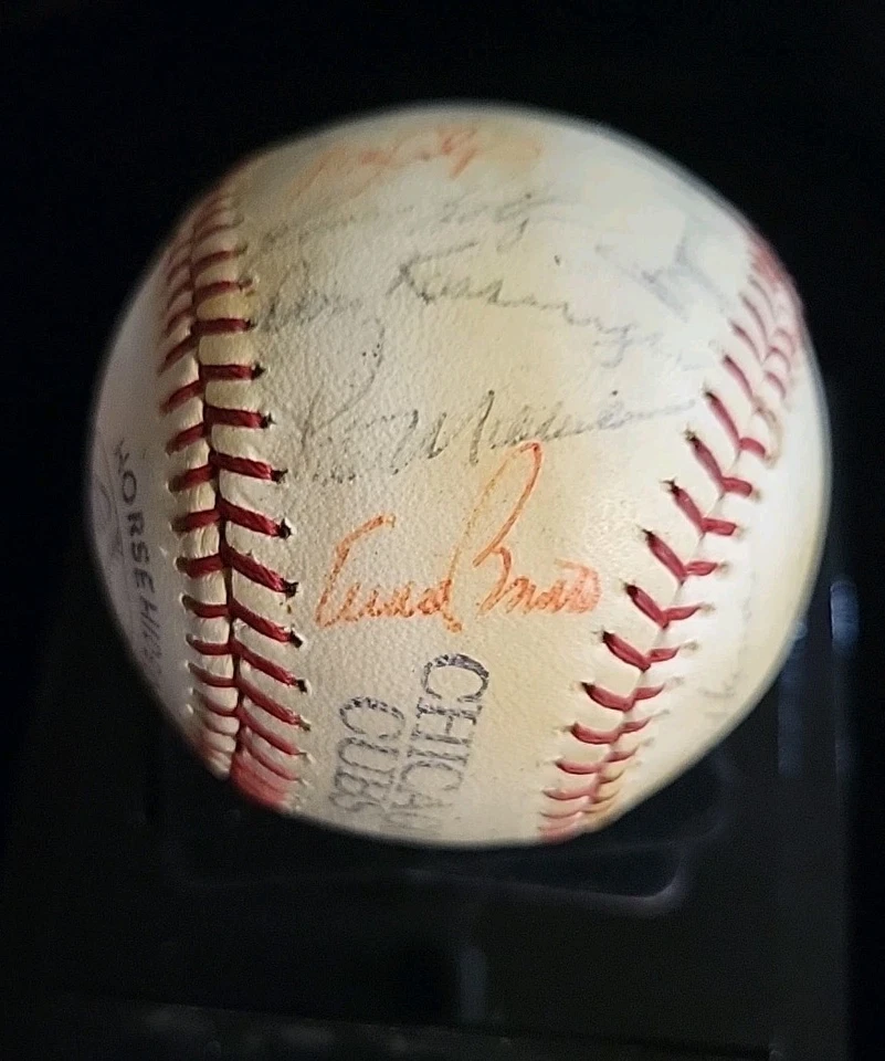  1967 Chicago Cubs team signed Baseball 26 Signatures Santo, Jenkins, Banks JSA  - Image 3 of 4